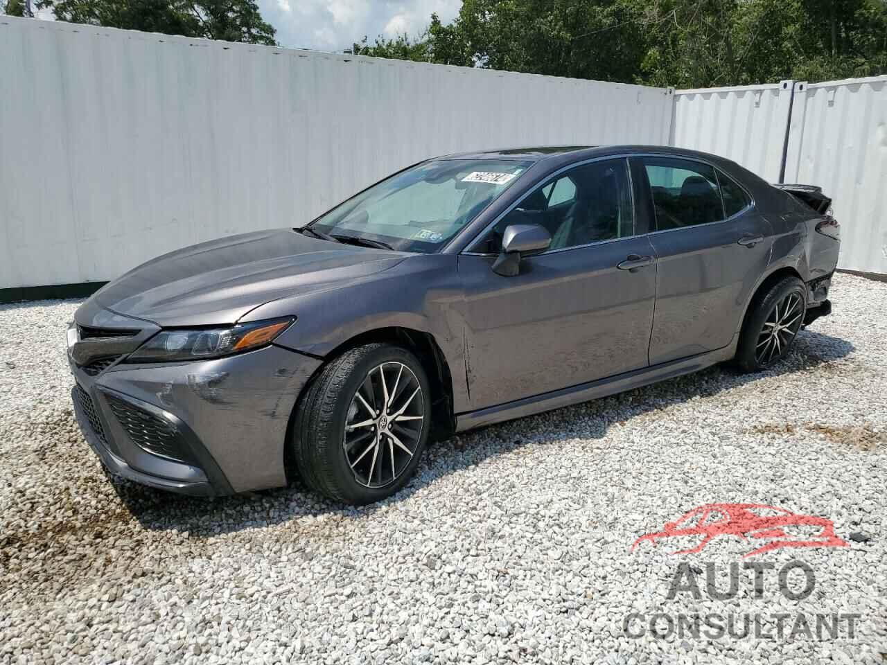 TOYOTA CAMRY 2021 - 4T1G11AK4MU585287