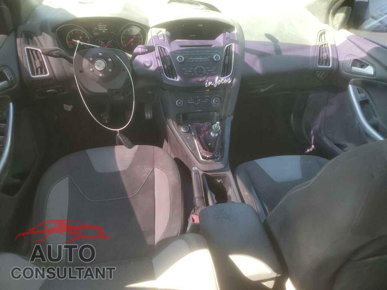 FORD FOCUS 2016 - 1FADP3L95GL238448