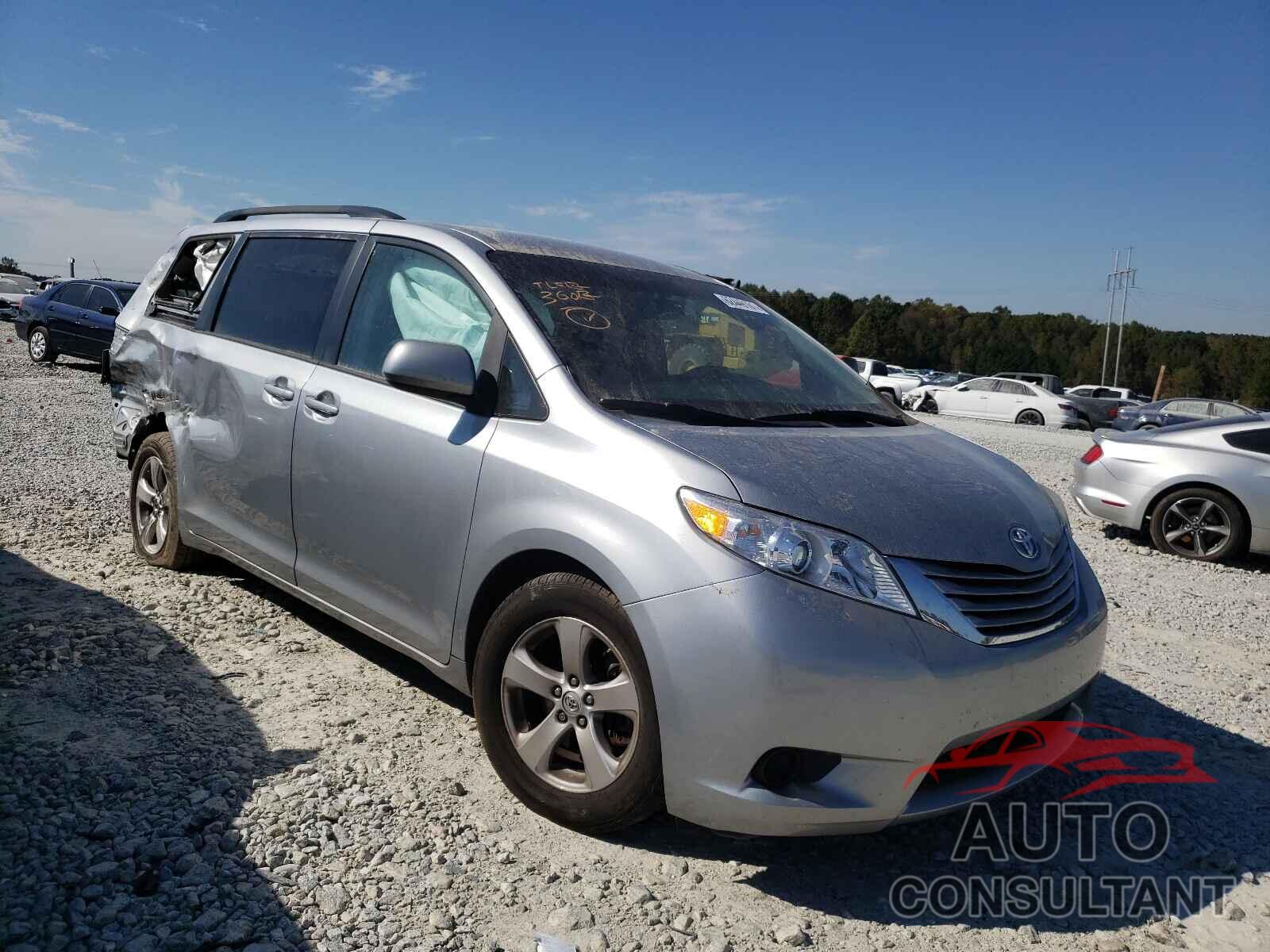 TOYOTA SIENNA 2017 - 5TDKZ3DC4HS770733