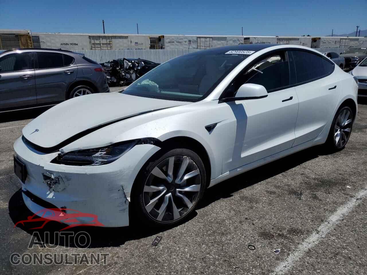 TESLA MODEL 3 2024 - 5YJ3E1EB3RF827780