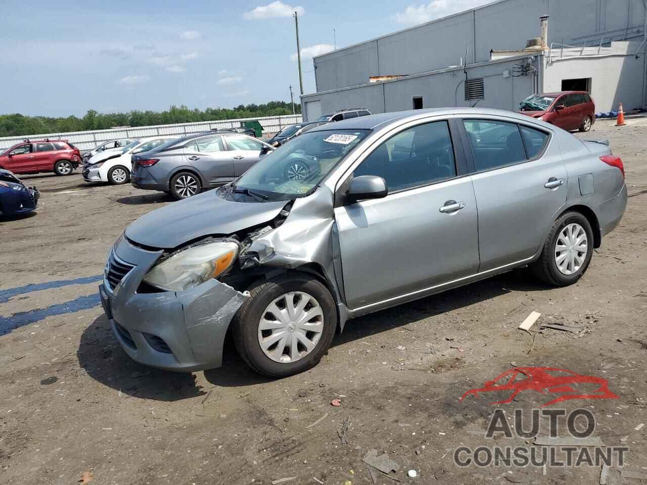 NISSAN VERSA 2013 - 3N1CN7AP8DL842437