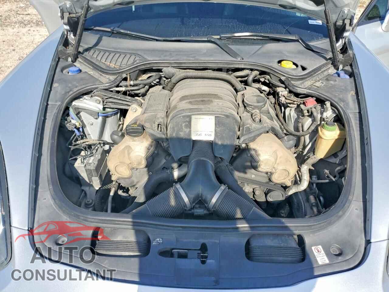 PORSCHE PANAMERA 2015 - WP0AA2A73FL004012