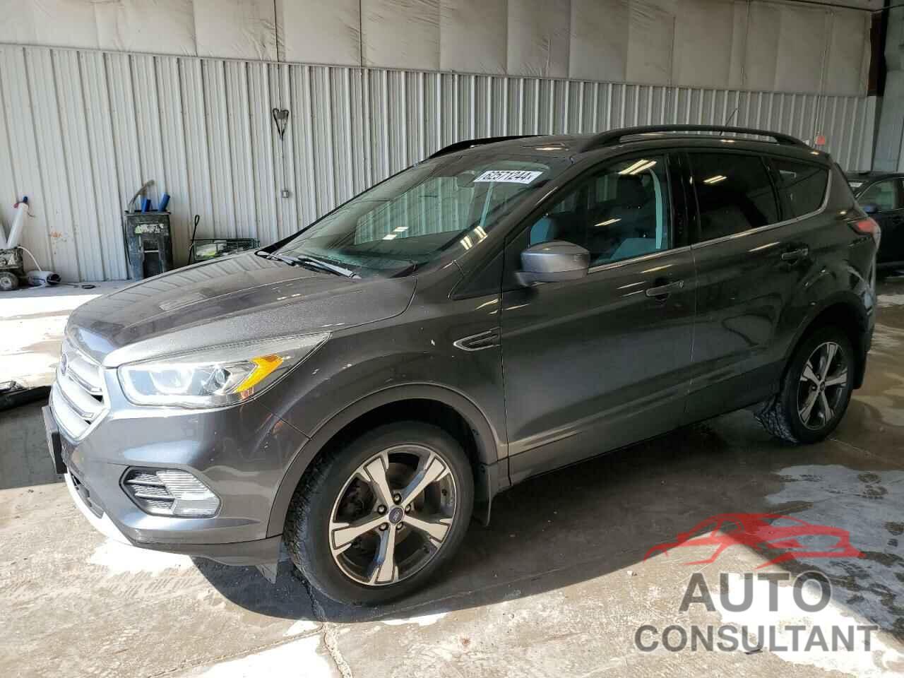 FORD ESCAPE 2017 - 1FMCU9G92HUA34466