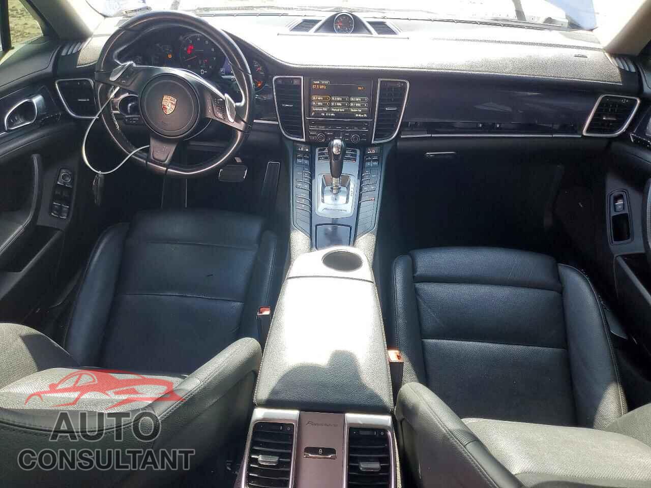 PORSCHE PANAMERA 2015 - WP0AA2A73FL004012