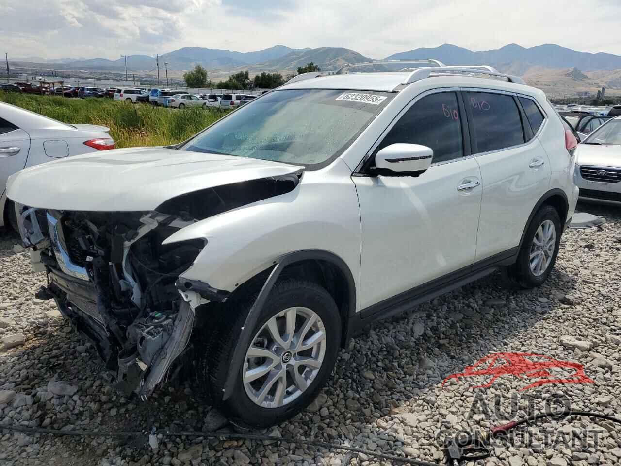 NISSAN ROGUE 2017 - KNMAT2MV0HP606575