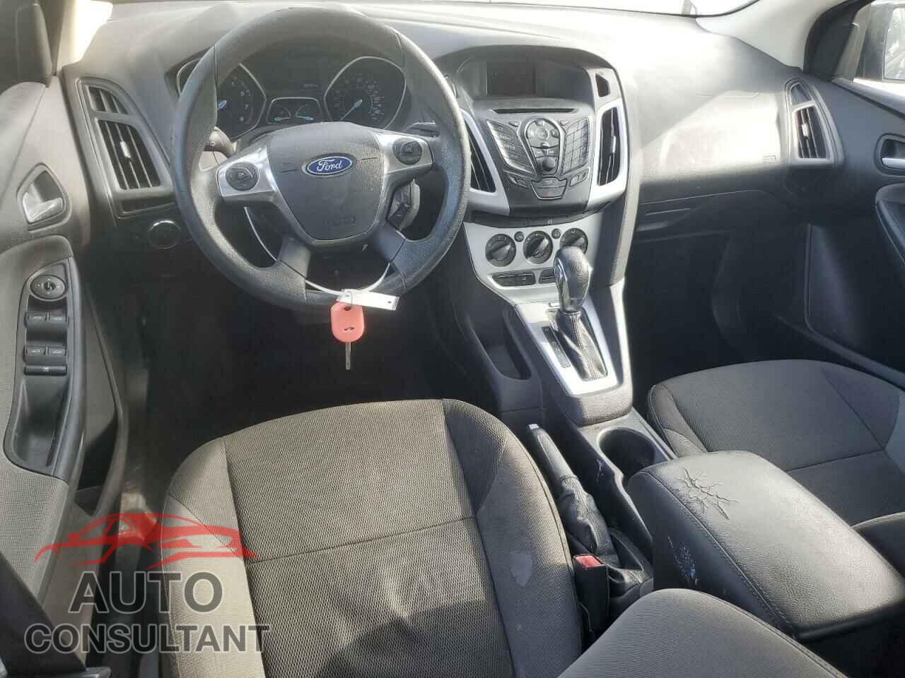 FORD FOCUS 2012 - 1FAHP3F22CL406508