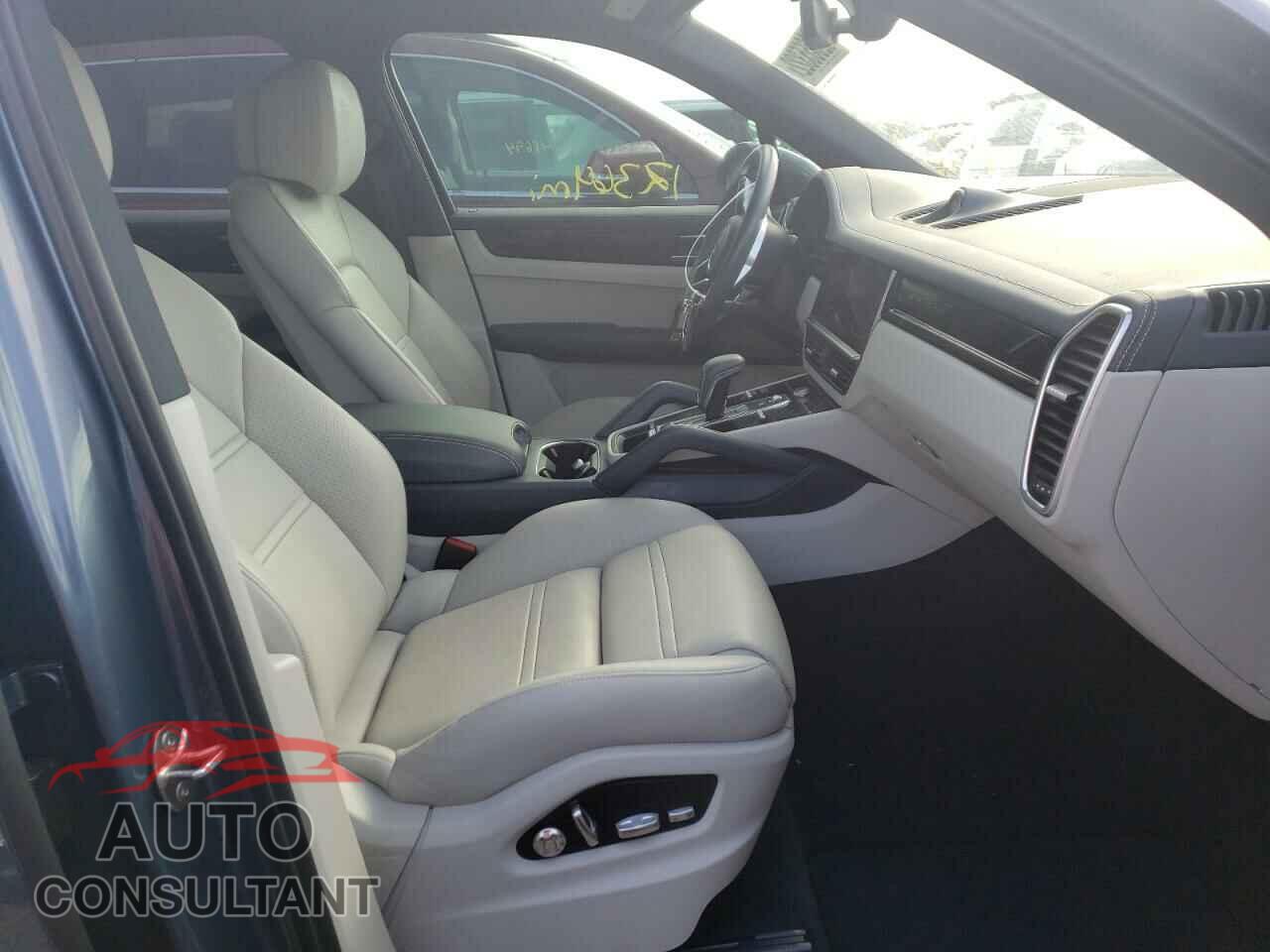 PORSCHE CAYENNE 2019 - WP1AB2AY4KDA65636