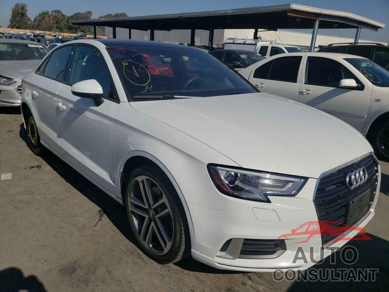 AUDI A3 2018 - WAUB8GFF9J1044982