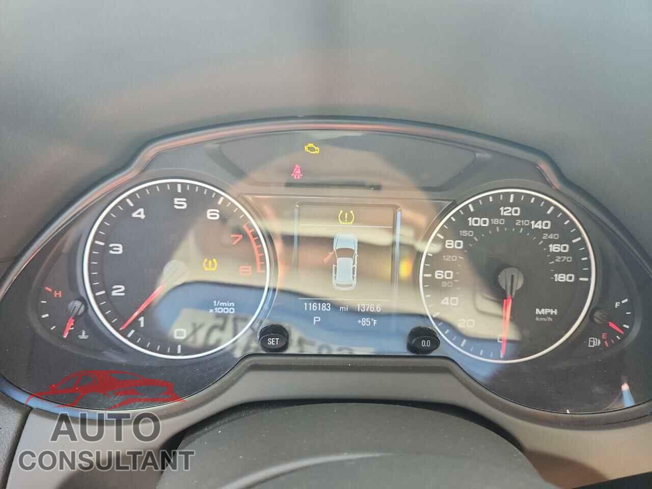AUDI Q5 2012 - WA1LFAFP8CA095230
