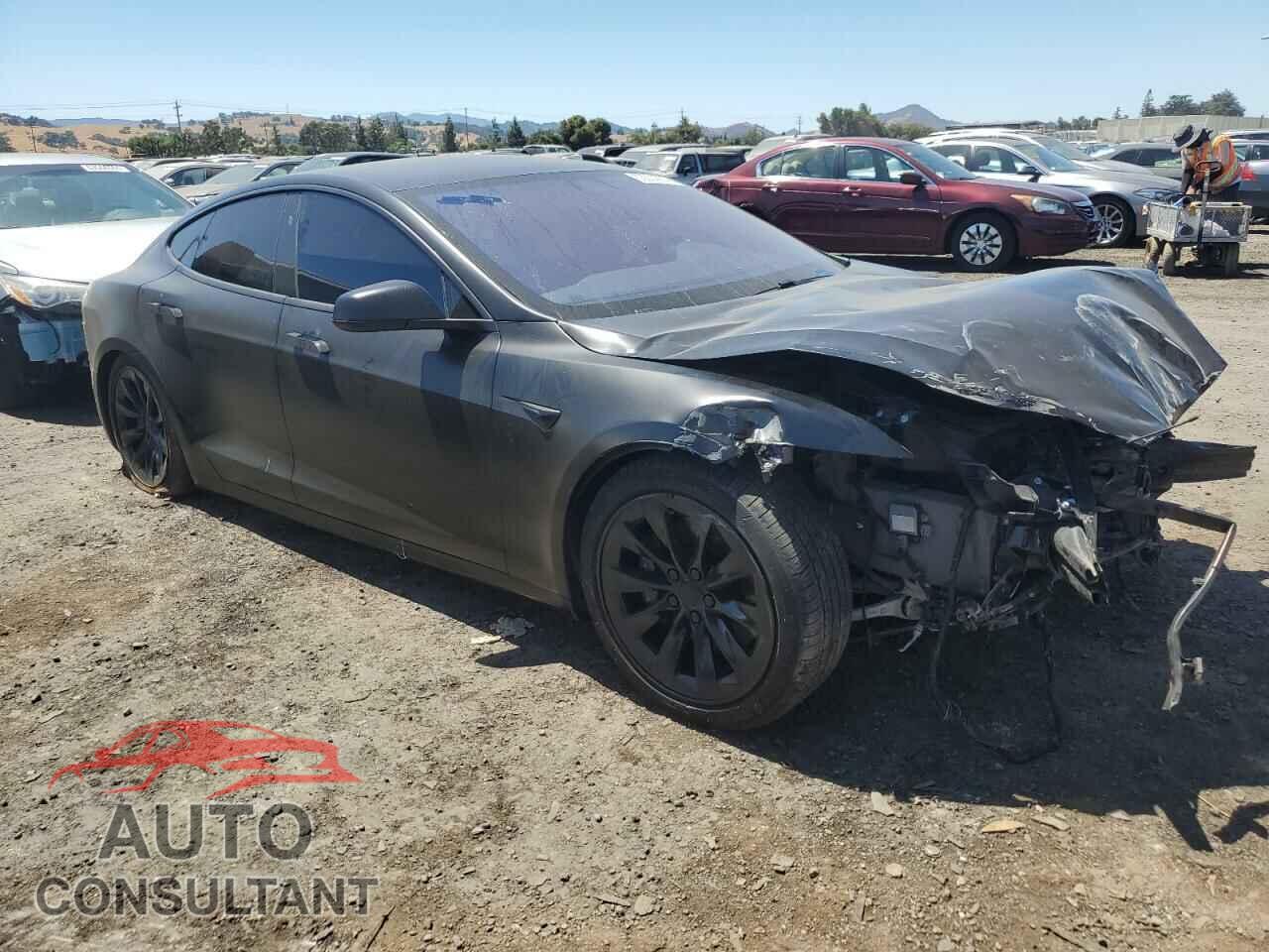 TESLA MODEL S 2017 - 5YJSA1E25HF215019