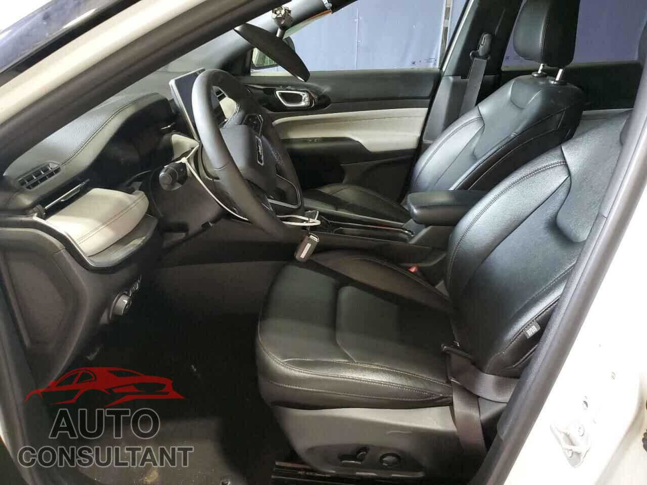 JEEP COMPASS 2024 - 3C4NJDCN2RT609995