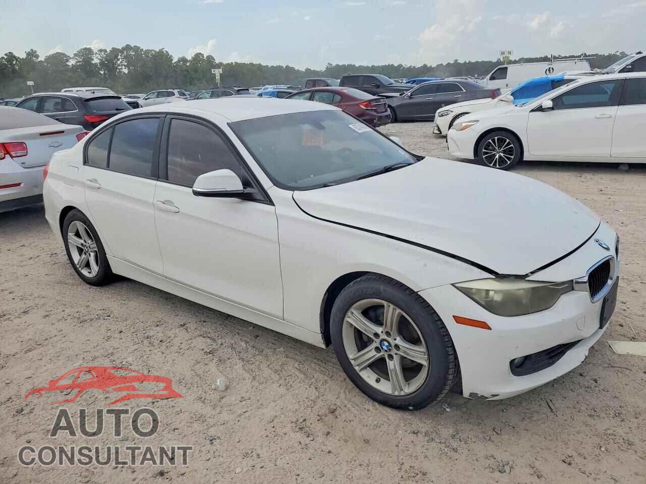 BMW 3 SERIES 2013 - WBA3A5G59DNP23716