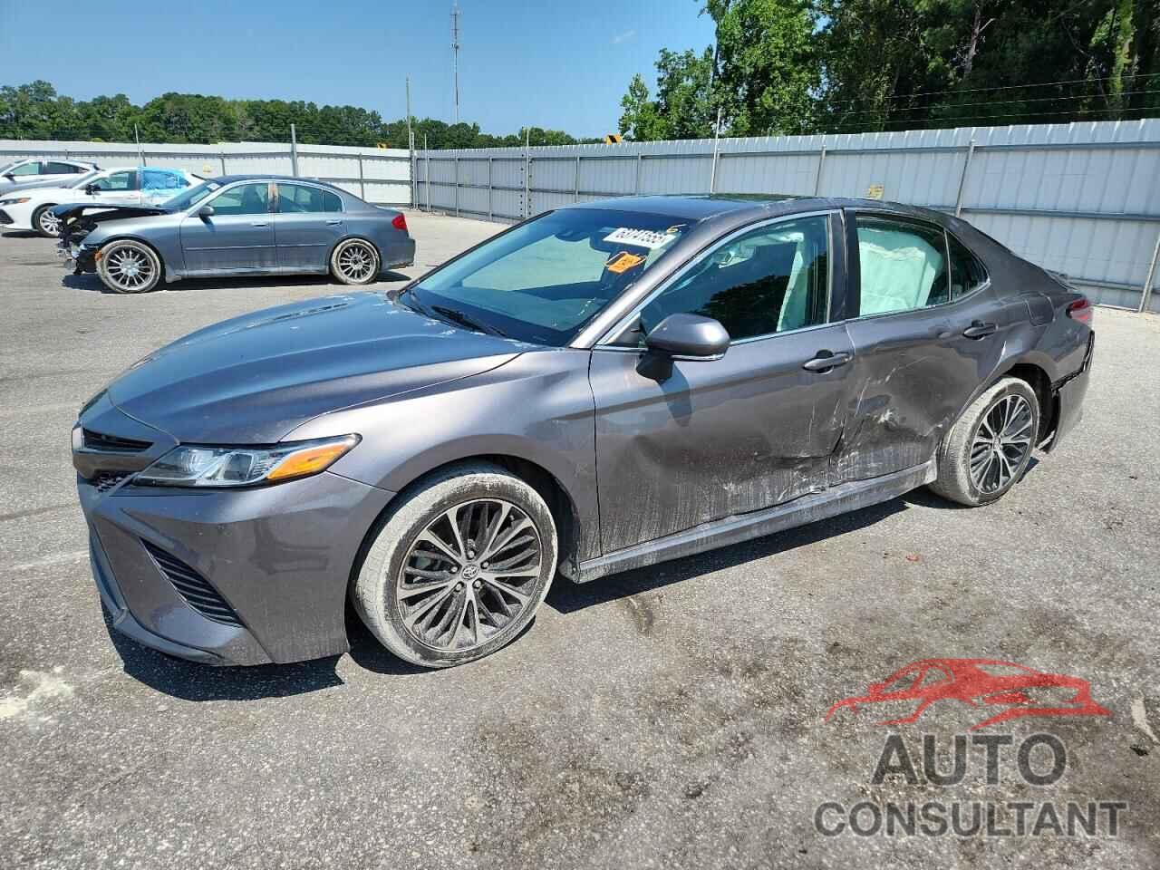 TOYOTA CAMRY 2018 - 4T1B11HK4JU530656