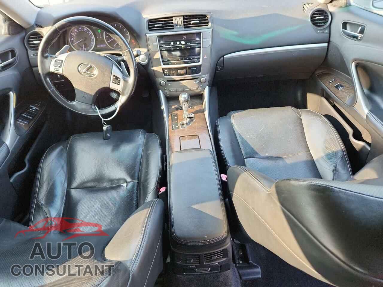 LEXUS IS 2013 - JTHBF5C2XD5193055