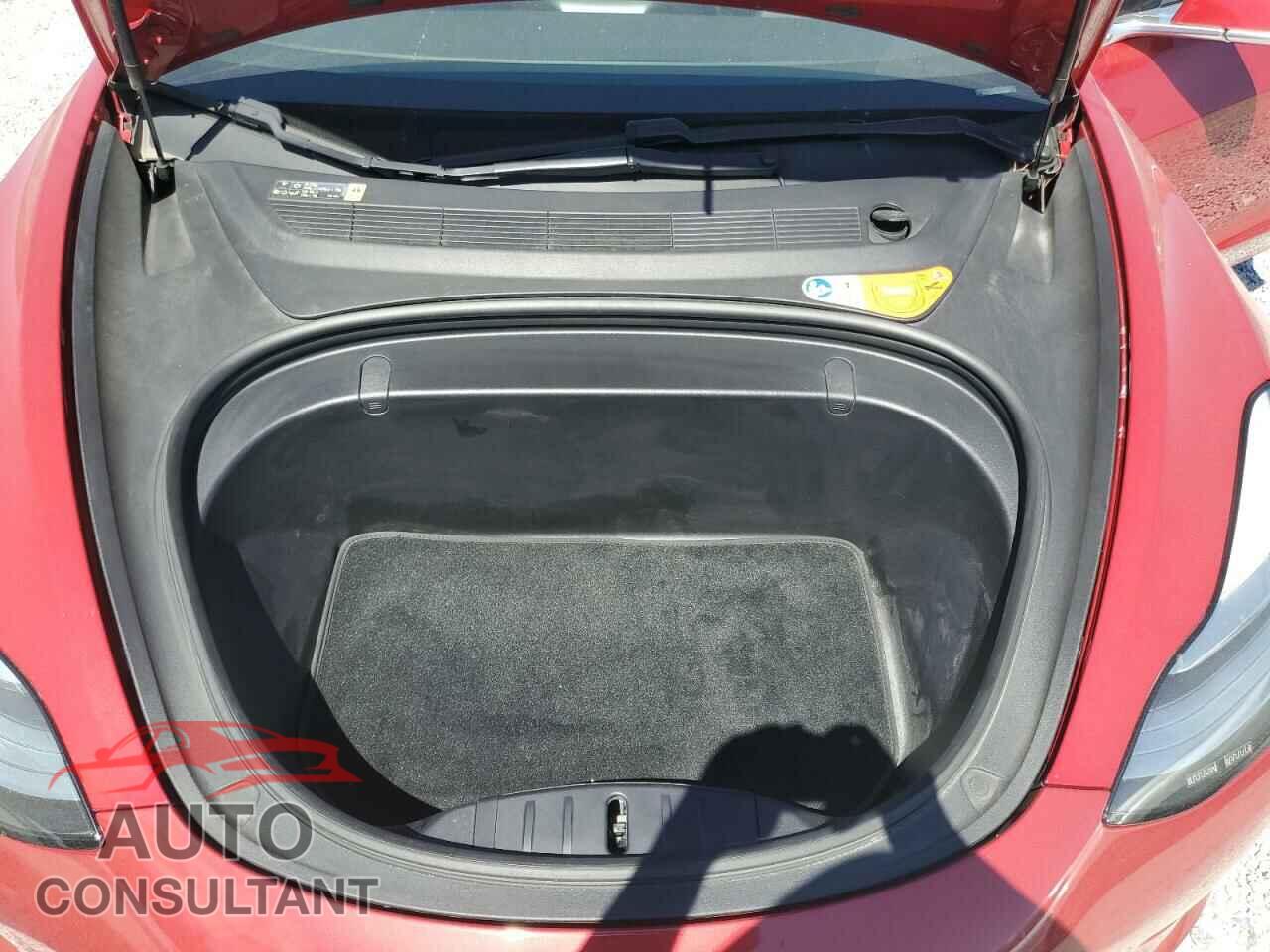 TESLA MODEL 3 2018 - 5YJ3E1EA5JF015473