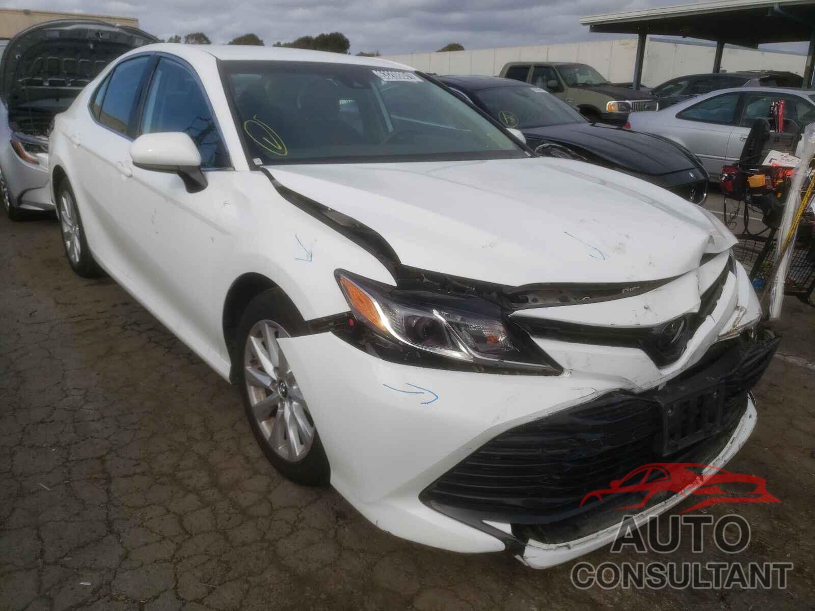 TOYOTA CAMRY 2019 - 4T1B11HK3KU243813