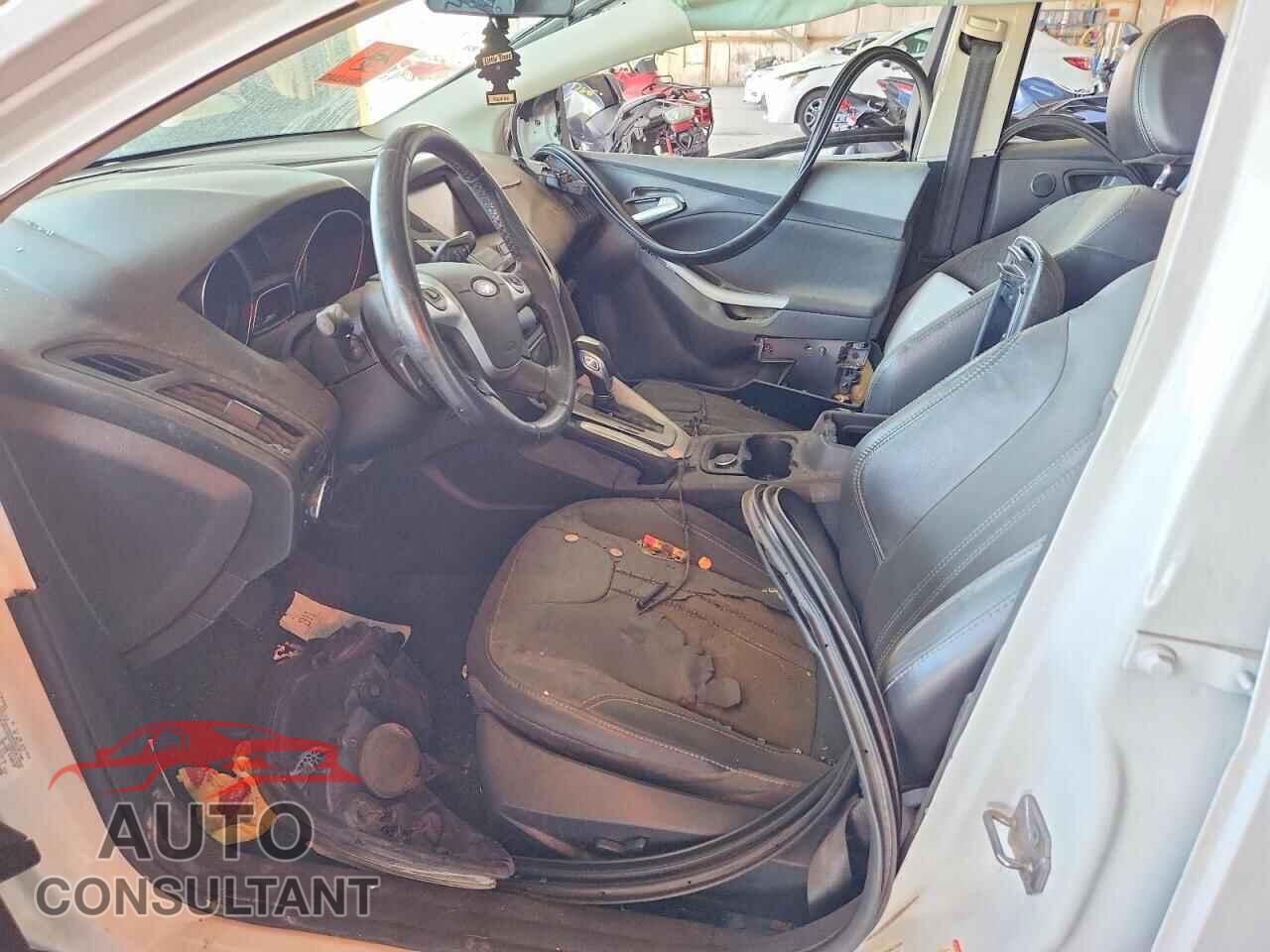 FORD FOCUS 2013 - 1FADP3F27DL363297