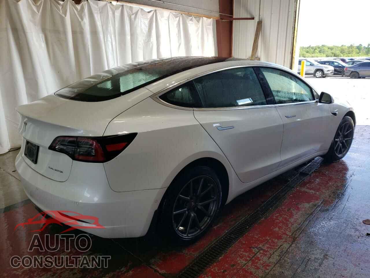 TESLA MODEL 3 2020 - 5YJ3E1EB0LF618052