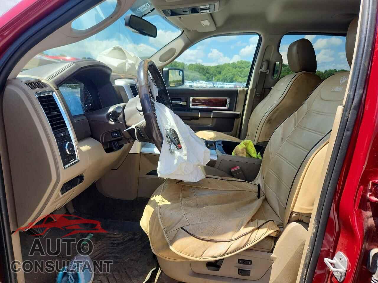 DODGE RAM 1500 2012 - 1C6RD7NT1CS215152