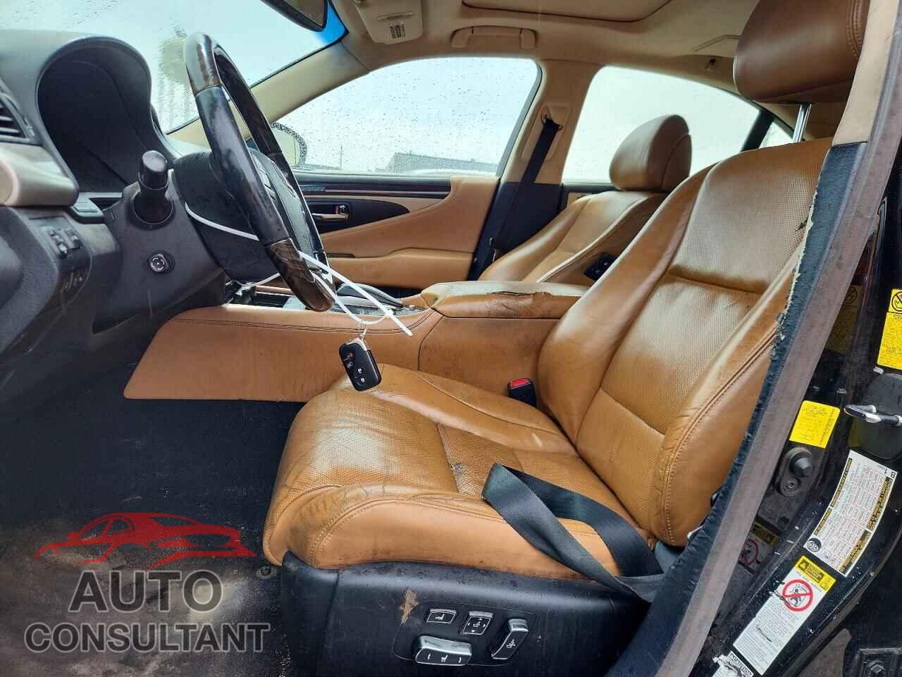 LEXUS LS460 2014 - JTHCL5EF9E5022098