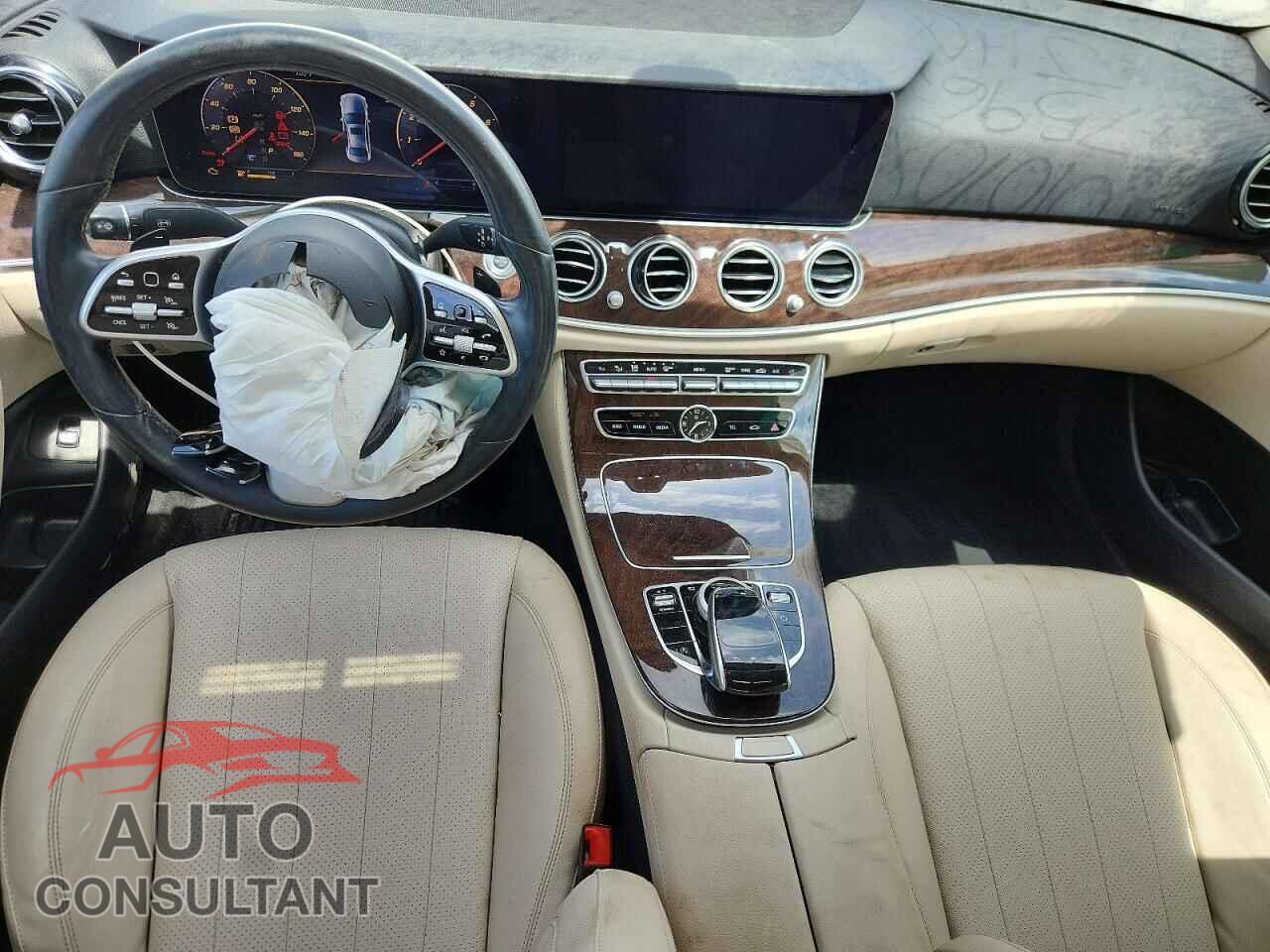 MERCEDES-BENZ E-CLASS 2020 - W1KZF8DB5LA759635