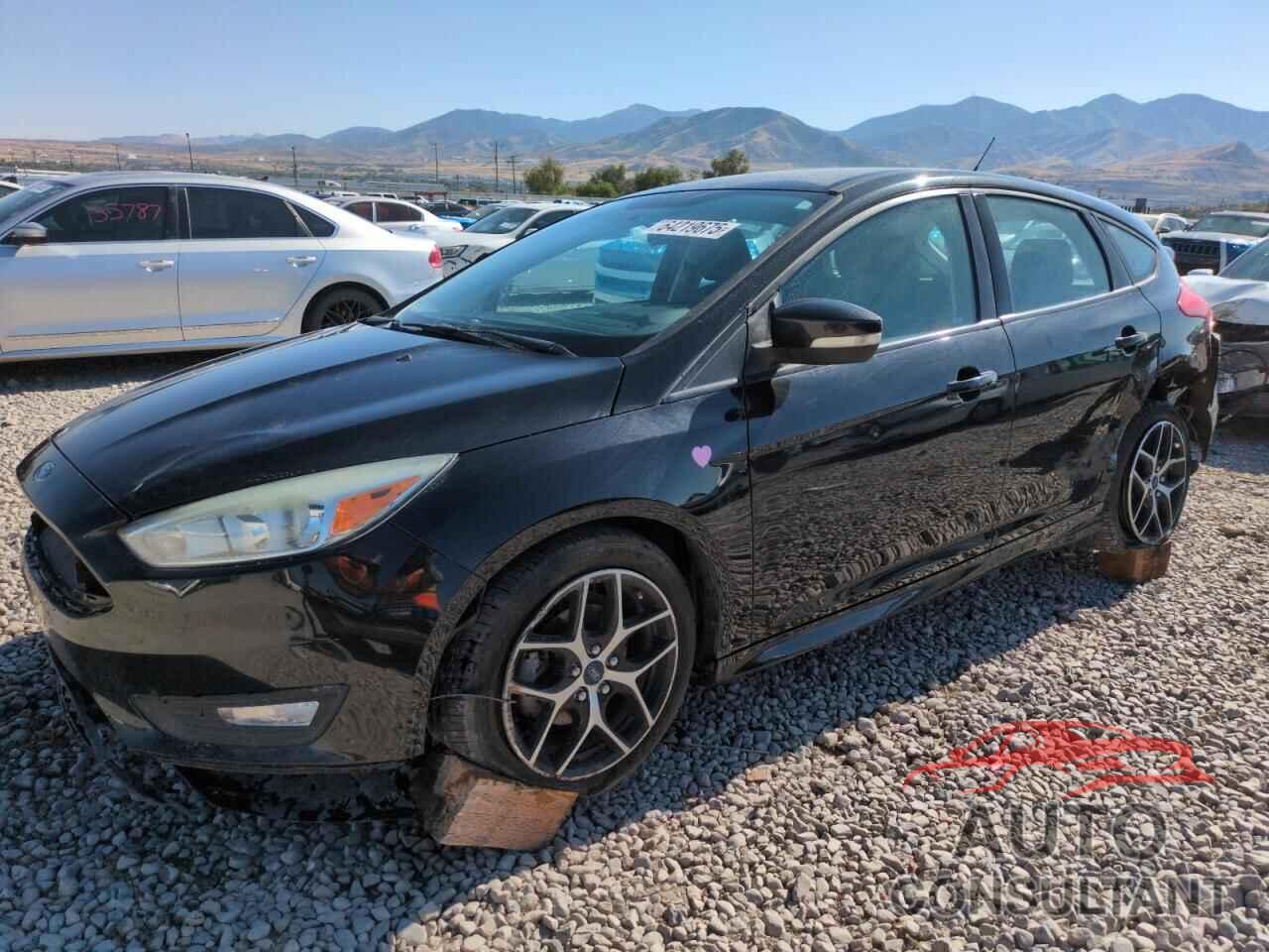 FORD FOCUS 2015 - 1FADP3K22FL238636