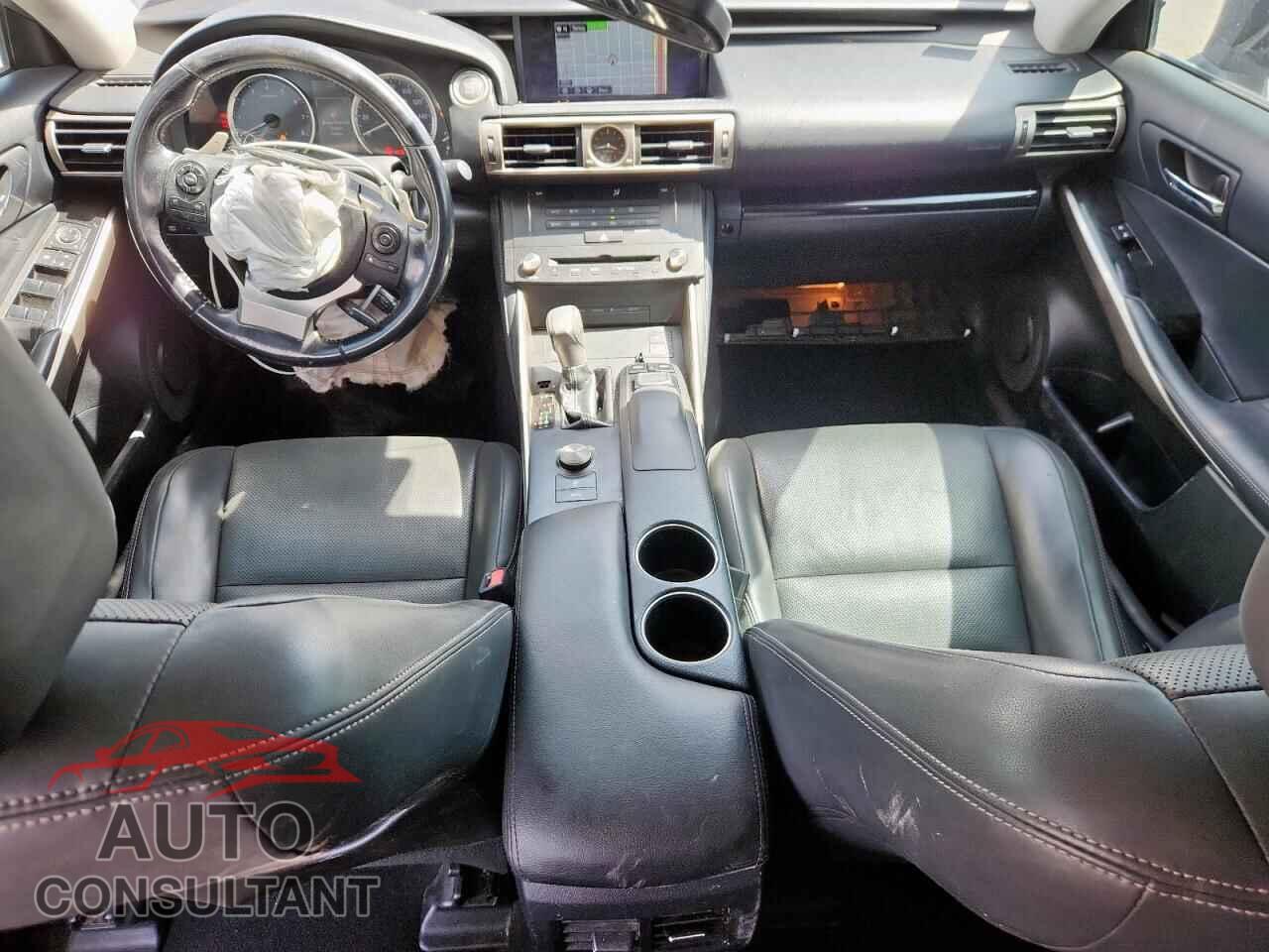 LEXUS IS 2016 - JTHBA1D25G5018996