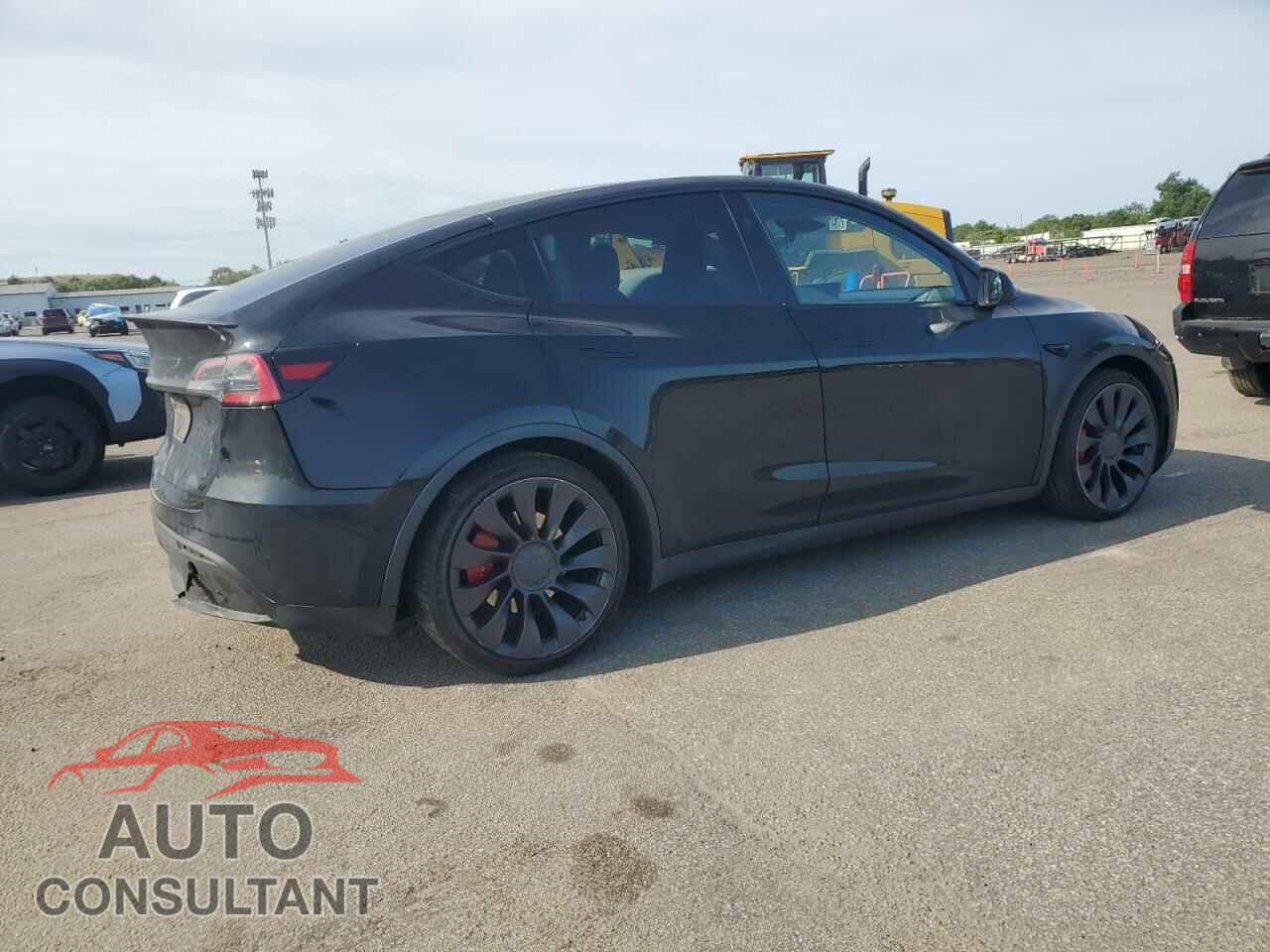 TESLA MODEL Y 2023 - 7SAYGDEF4PF895879