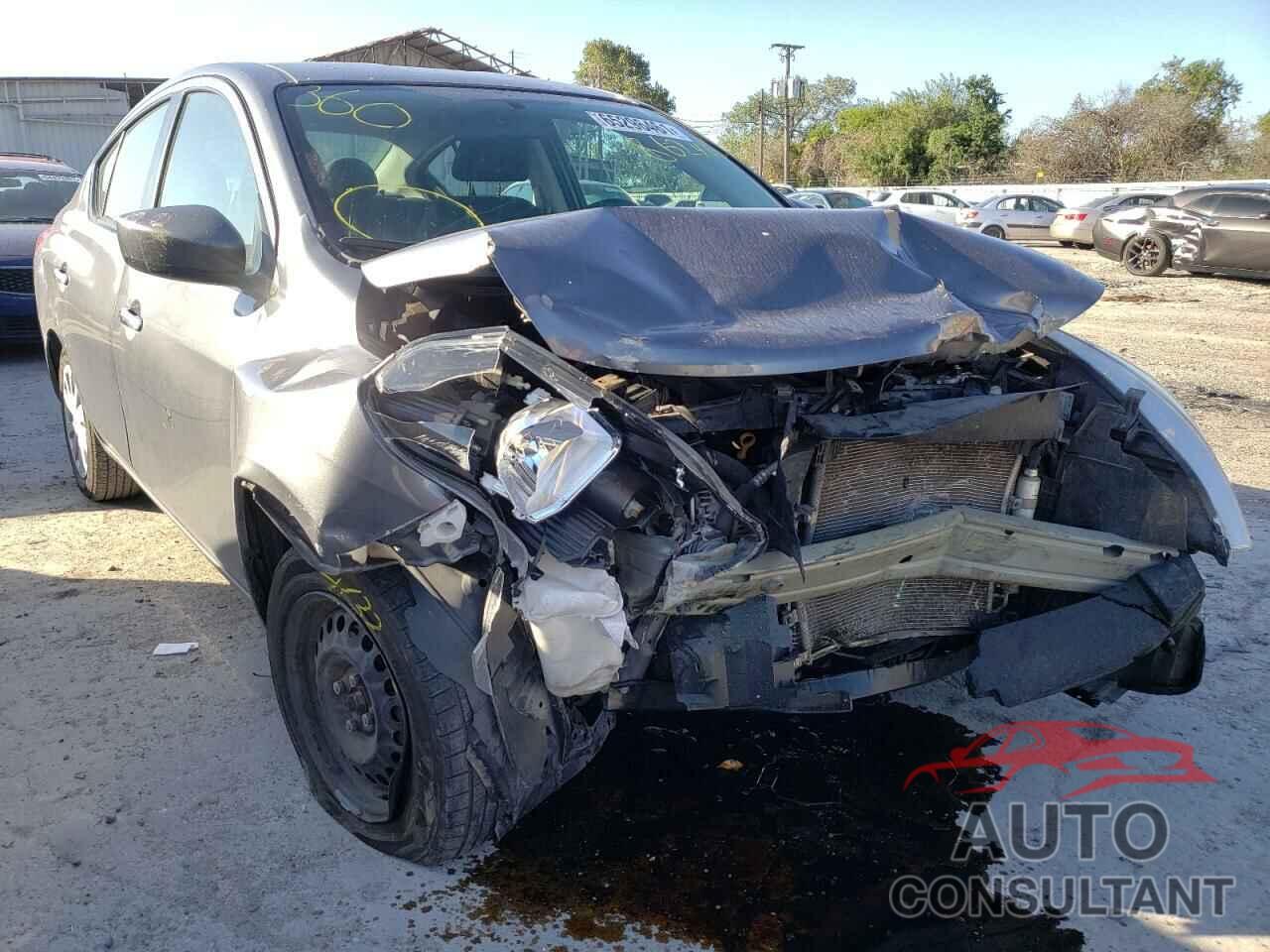 NISSAN VERSA 2019 - 3N1CN7AP8KL862426