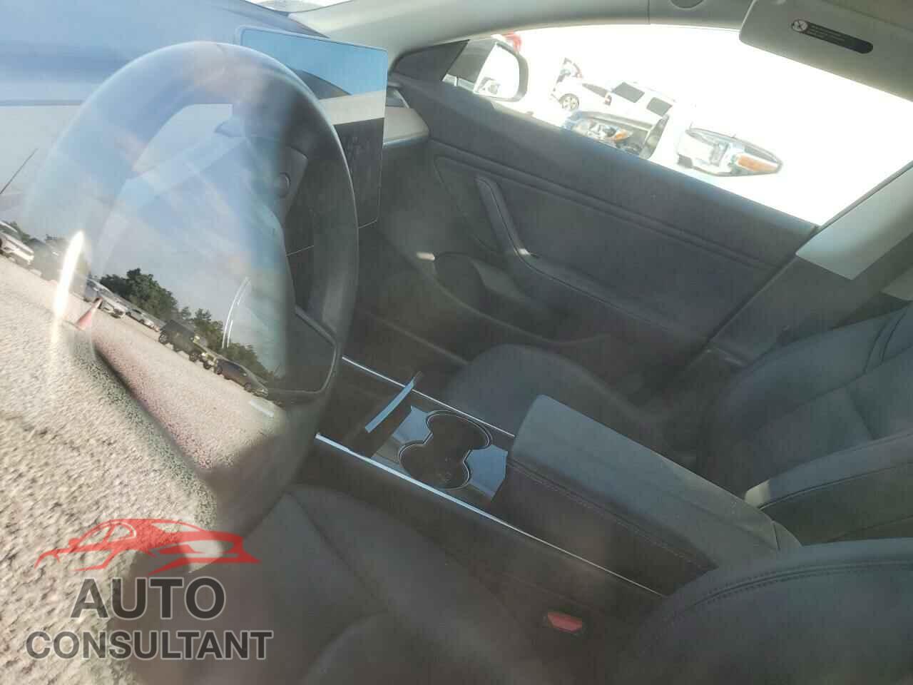 TESLA MODEL 3 2018 - 5YJ3E1EA9JF172830