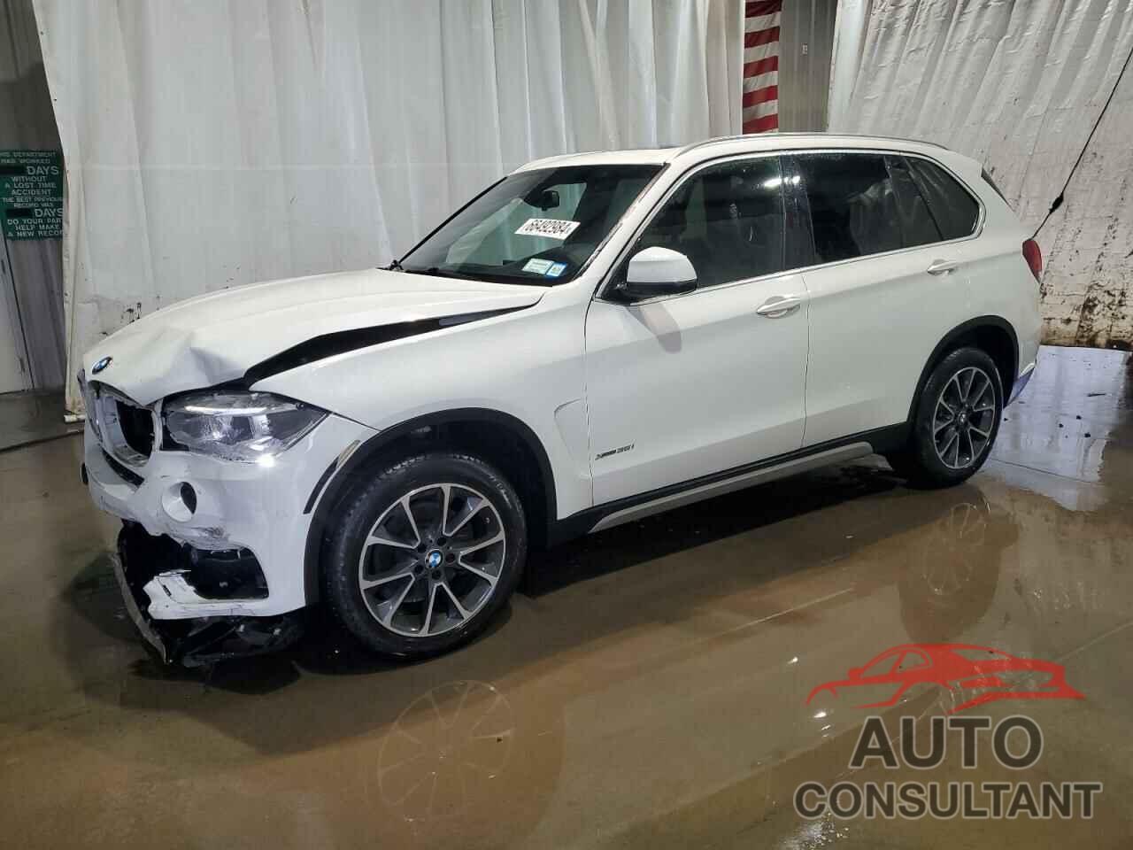 BMW X5 2018 - 5UXKR0C50JL074071