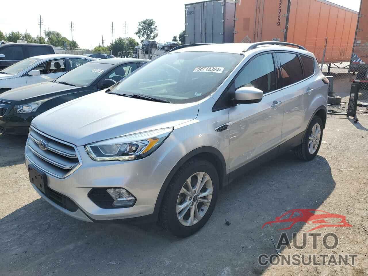 FORD ESCAPE 2017 - 1FMCU9GDXHUC01113