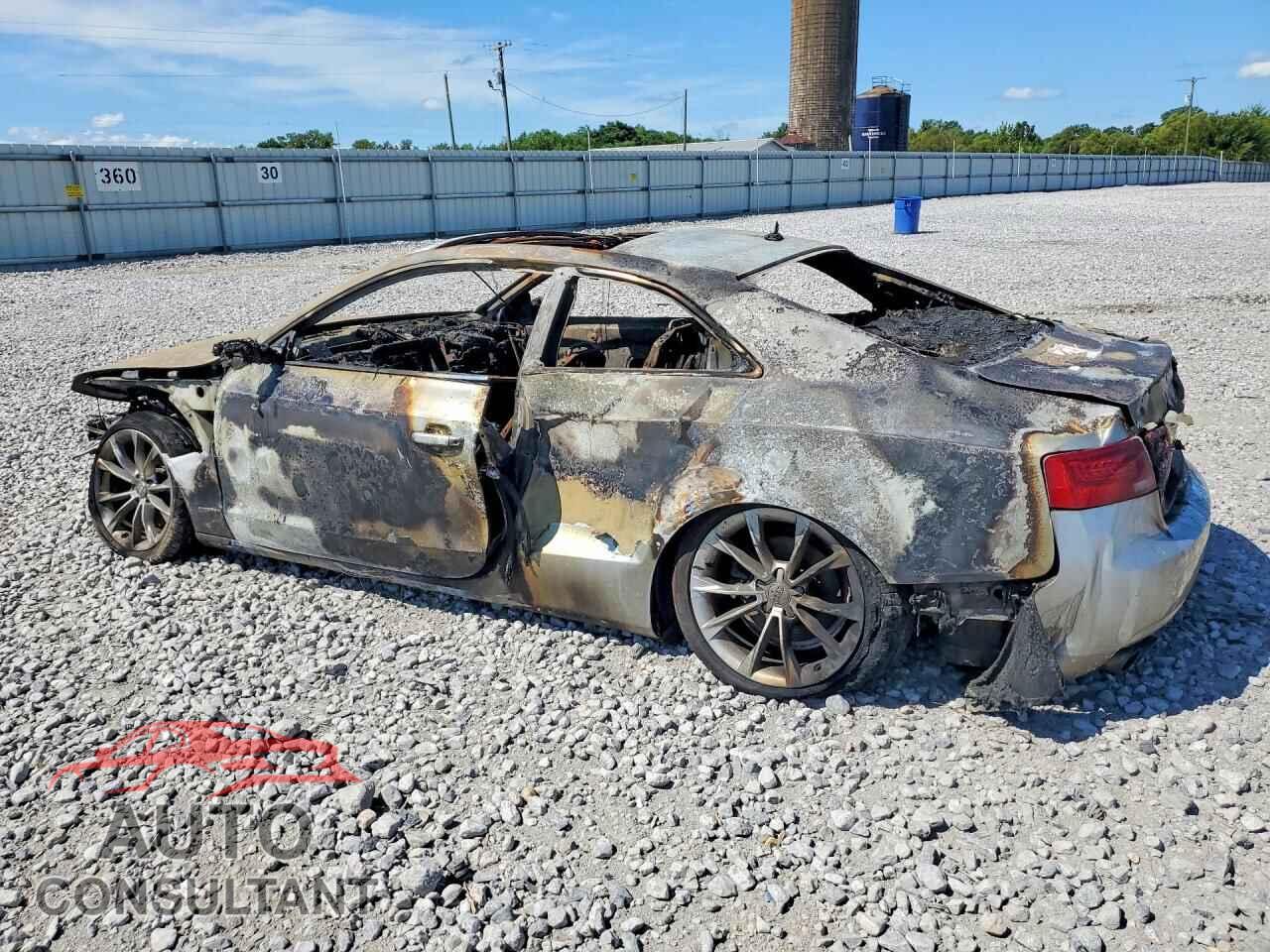 AUDI A5 2013 - WAUCFAFR0DA006384