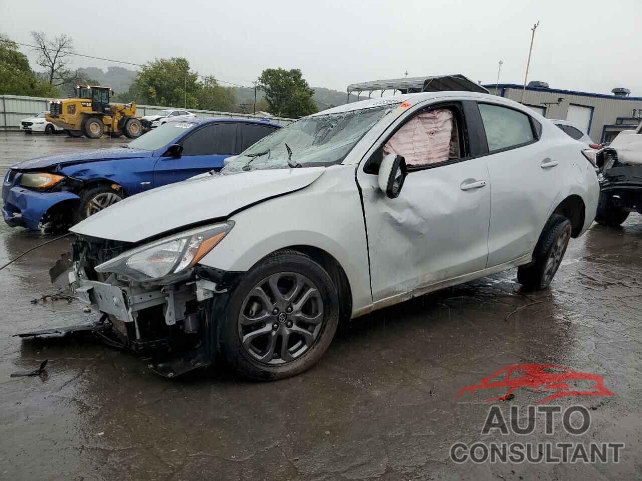 TOYOTA YARIS 2019 - 3MYDLBYV1KY518293