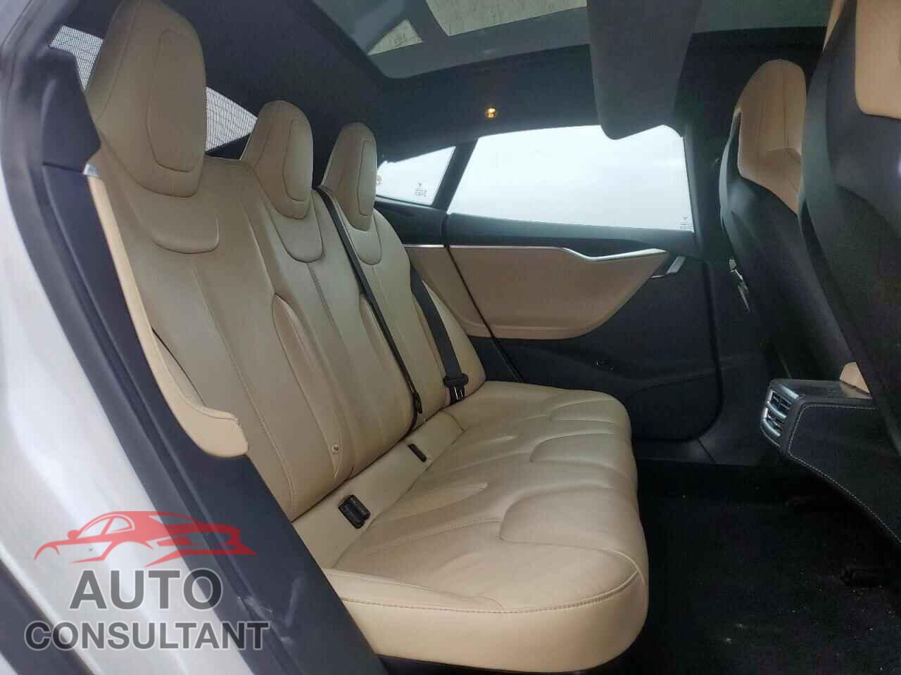 TESLA MODEL S 2015 - 5YJSA1E28FF103618