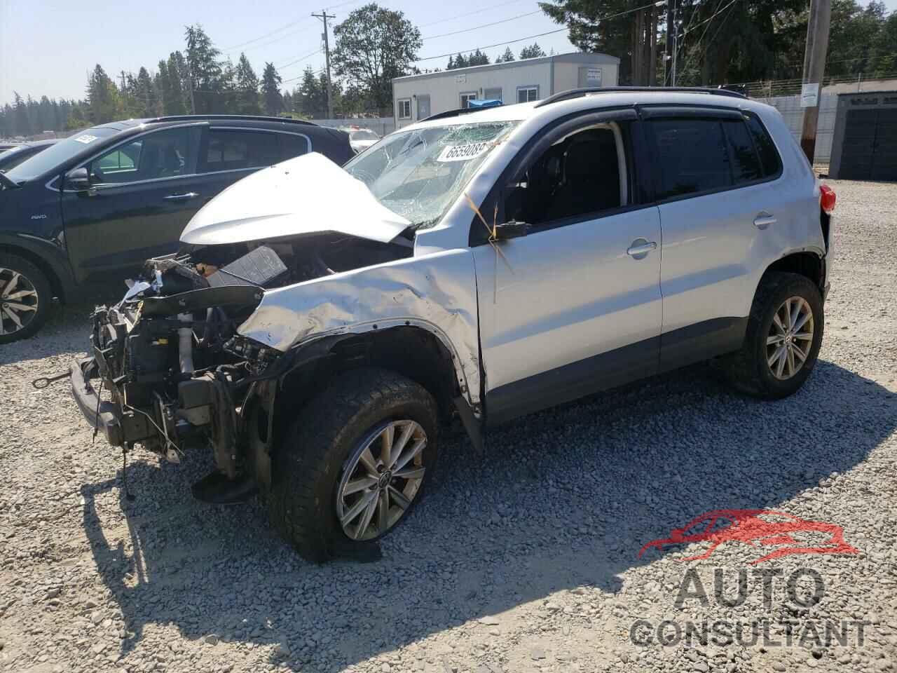 VOLKSWAGEN TIGUAN 2017 - WVGBV7AXXHK050897