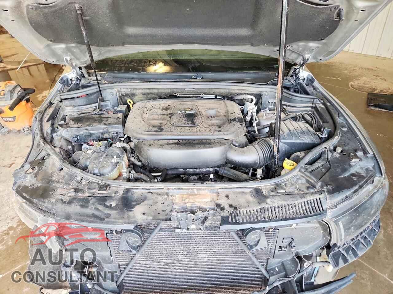 DODGE DURANGO 2018 - 1C4RDJDG5JC282368