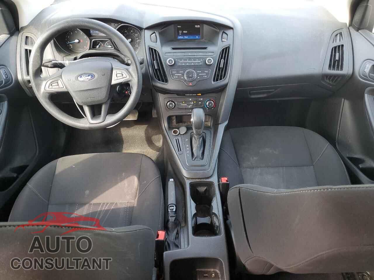 FORD FOCUS 2015 - 1FADP3E2XFL255017