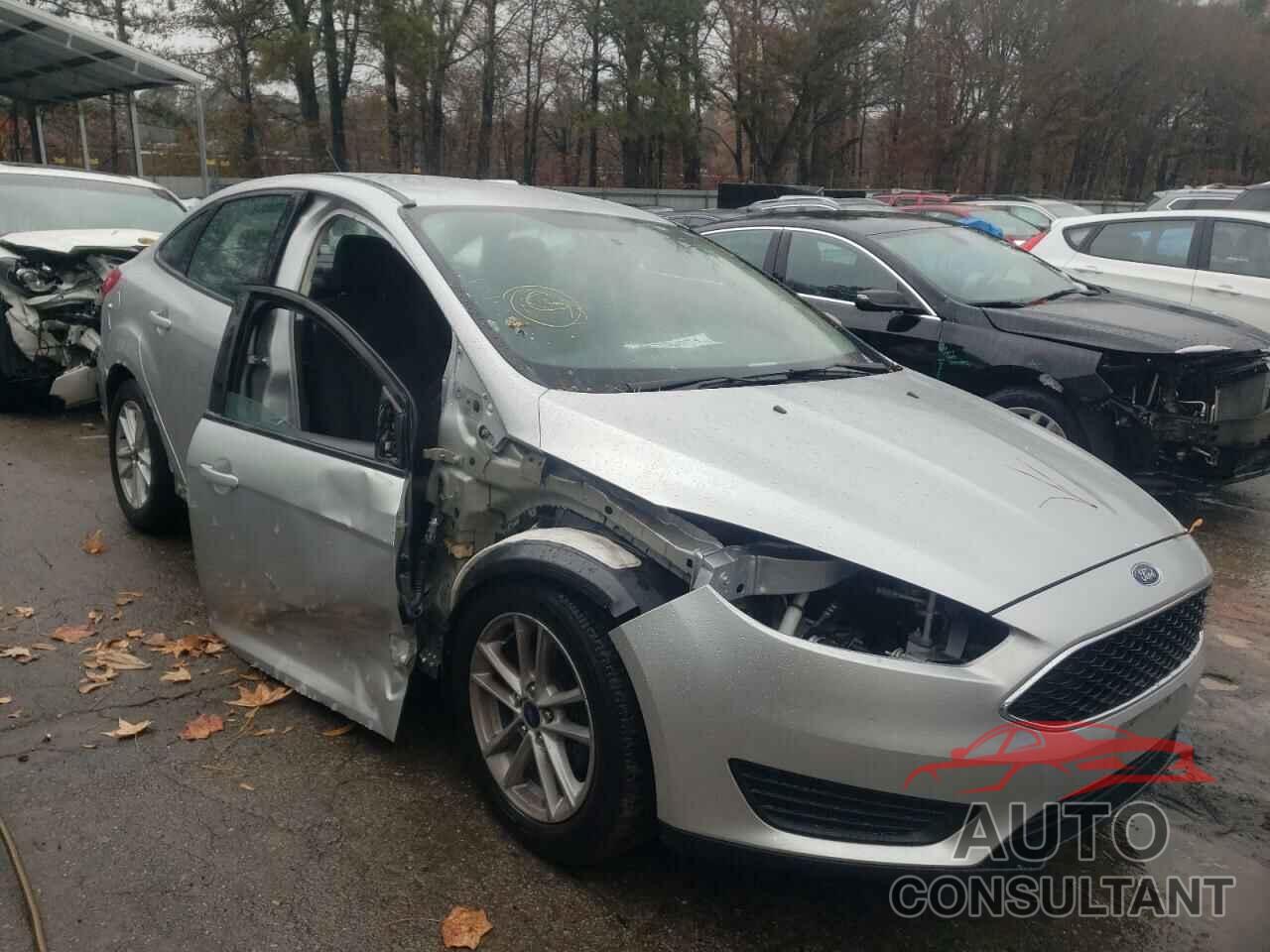 FORD FOCUS 2017 - 1FADP3F28HL221840
