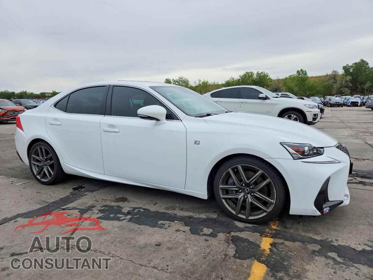 LEXUS IS 2017 - JTHCE1D25H5013033