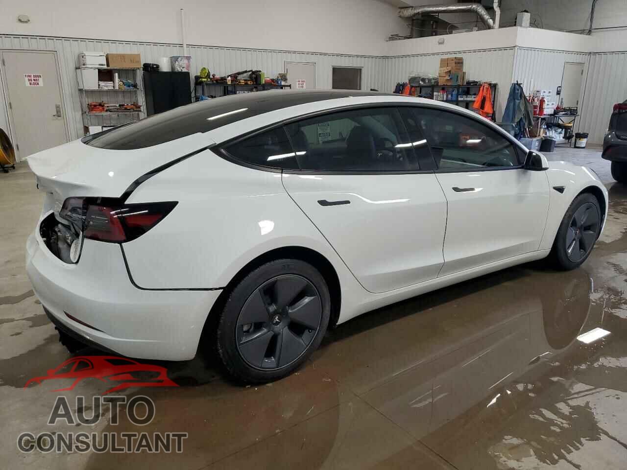 TESLA MODEL 3 2023 - 5YJ3E1EA7PF582454