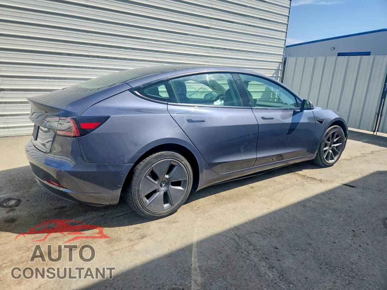 TESLA MODEL 3 2022 - 5YJ3E1EB8NF299034
