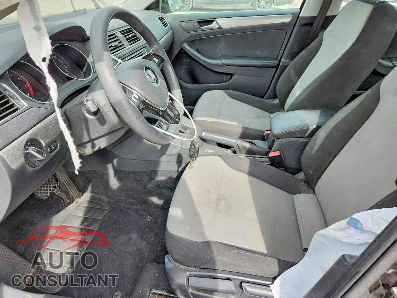 VOLKSWAGEN JETTA S 2017 - 3VW2B7AJ6HM349172