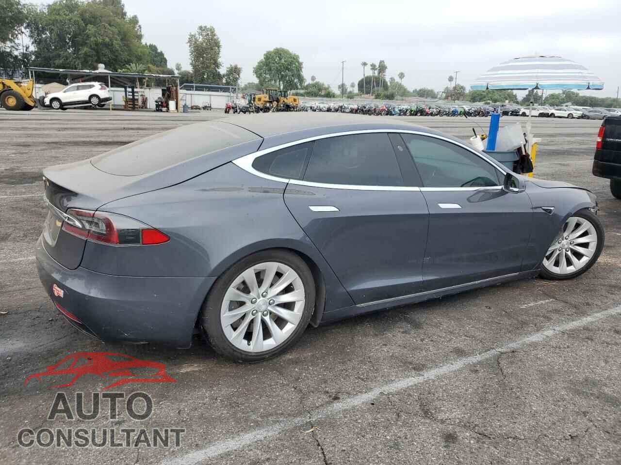 TESLA MODEL S 2017 - 5YJSA1E18HF228502