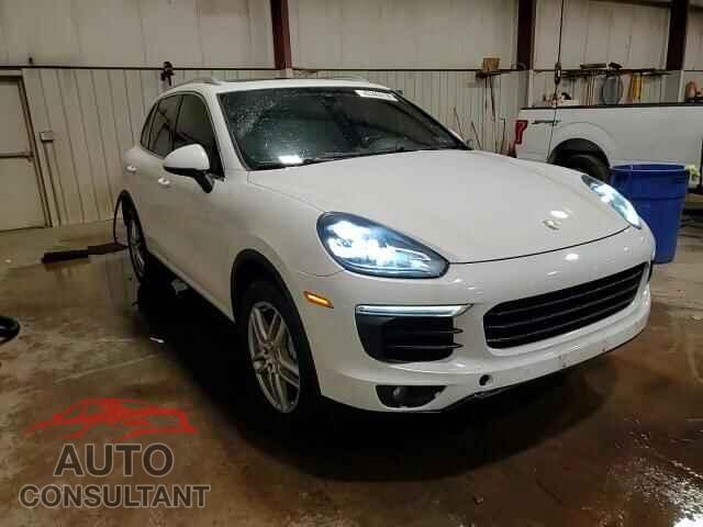 PORSCHE CAYENNE 2017 - WP1AB2A26HLA51165