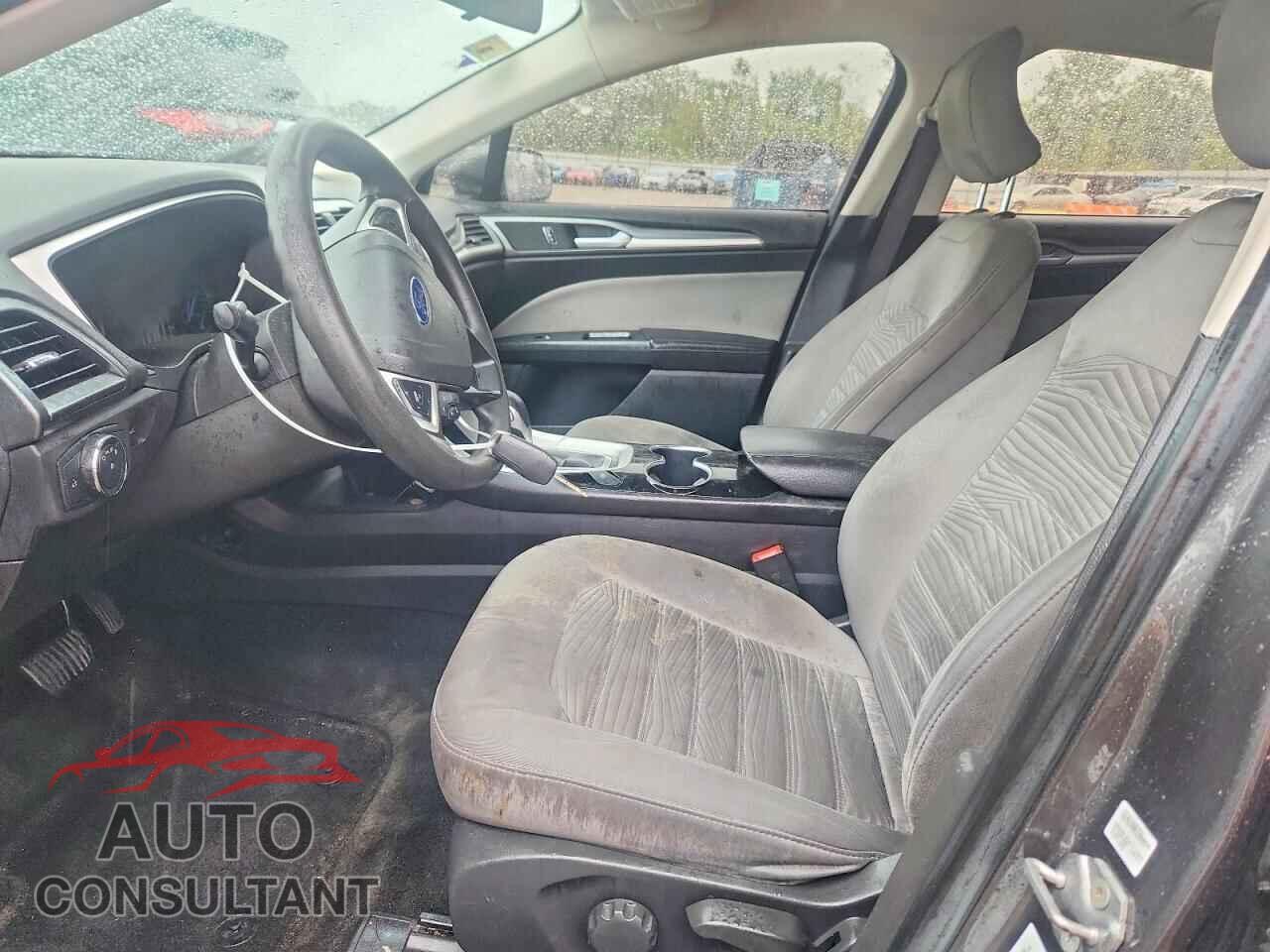FORD FUSION 2016 - 3FA6P0G70GR299546