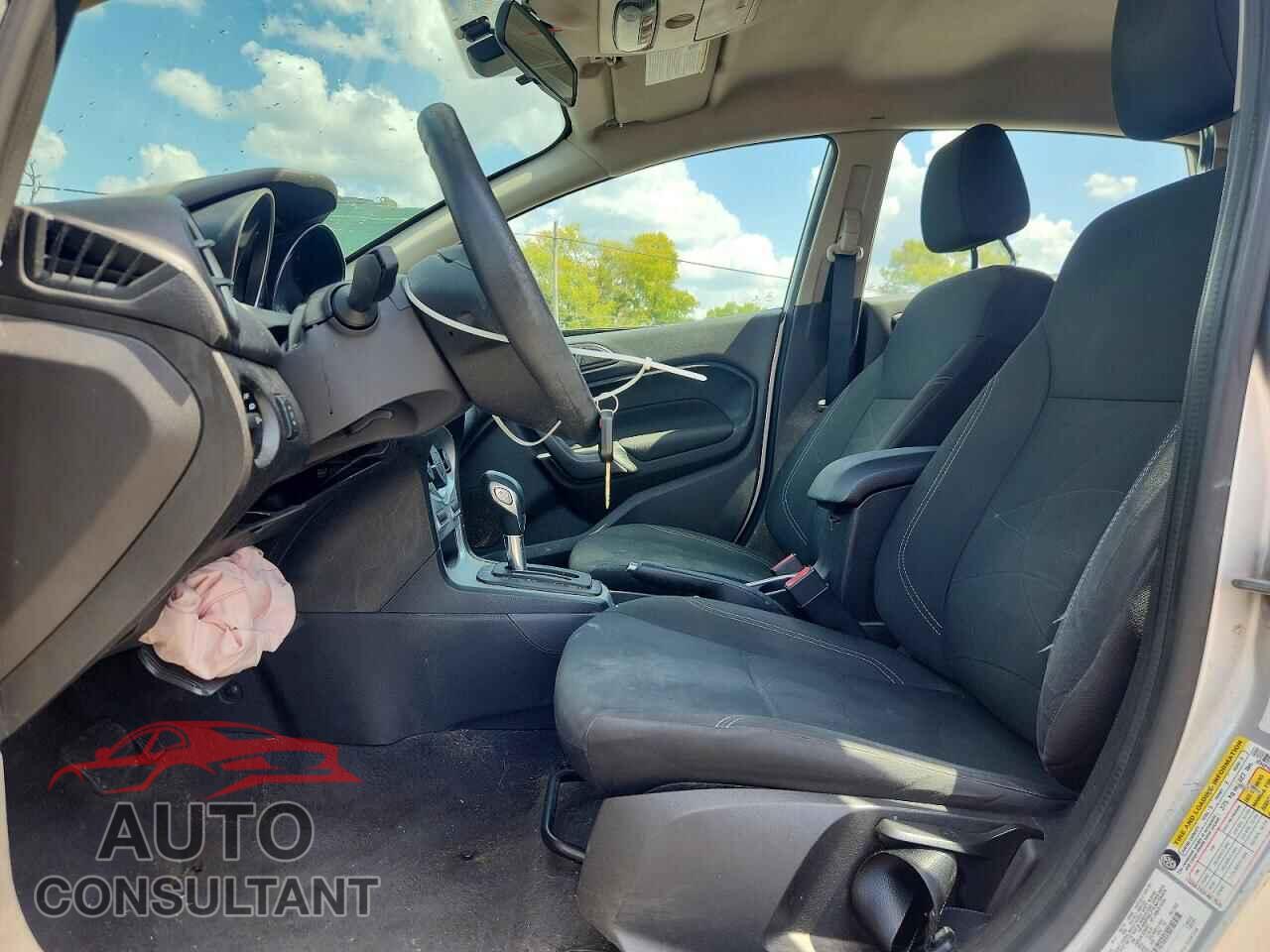FORD FIESTA 2019 - 3FADP4EJ7KM155429