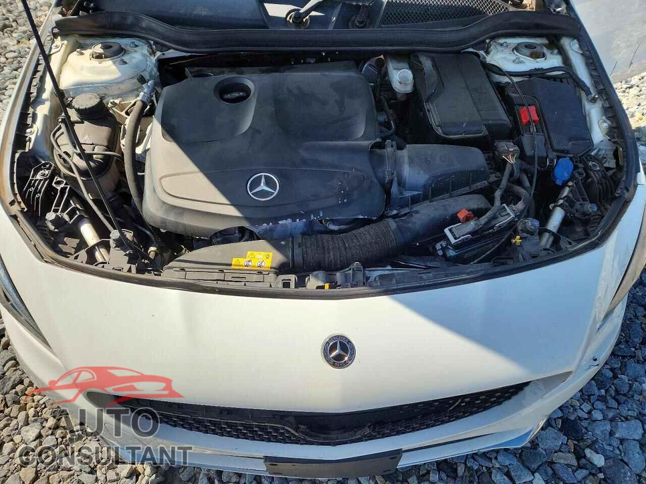 MERCEDES-BENZ CLA-CLASS 2019 - WDDSJ4EB4KN711218