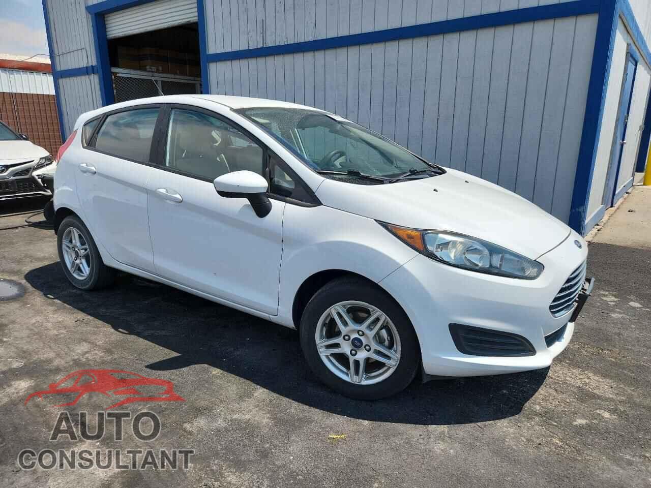 FORD FIESTA 2017 - 3FADP4EJ4HM159687