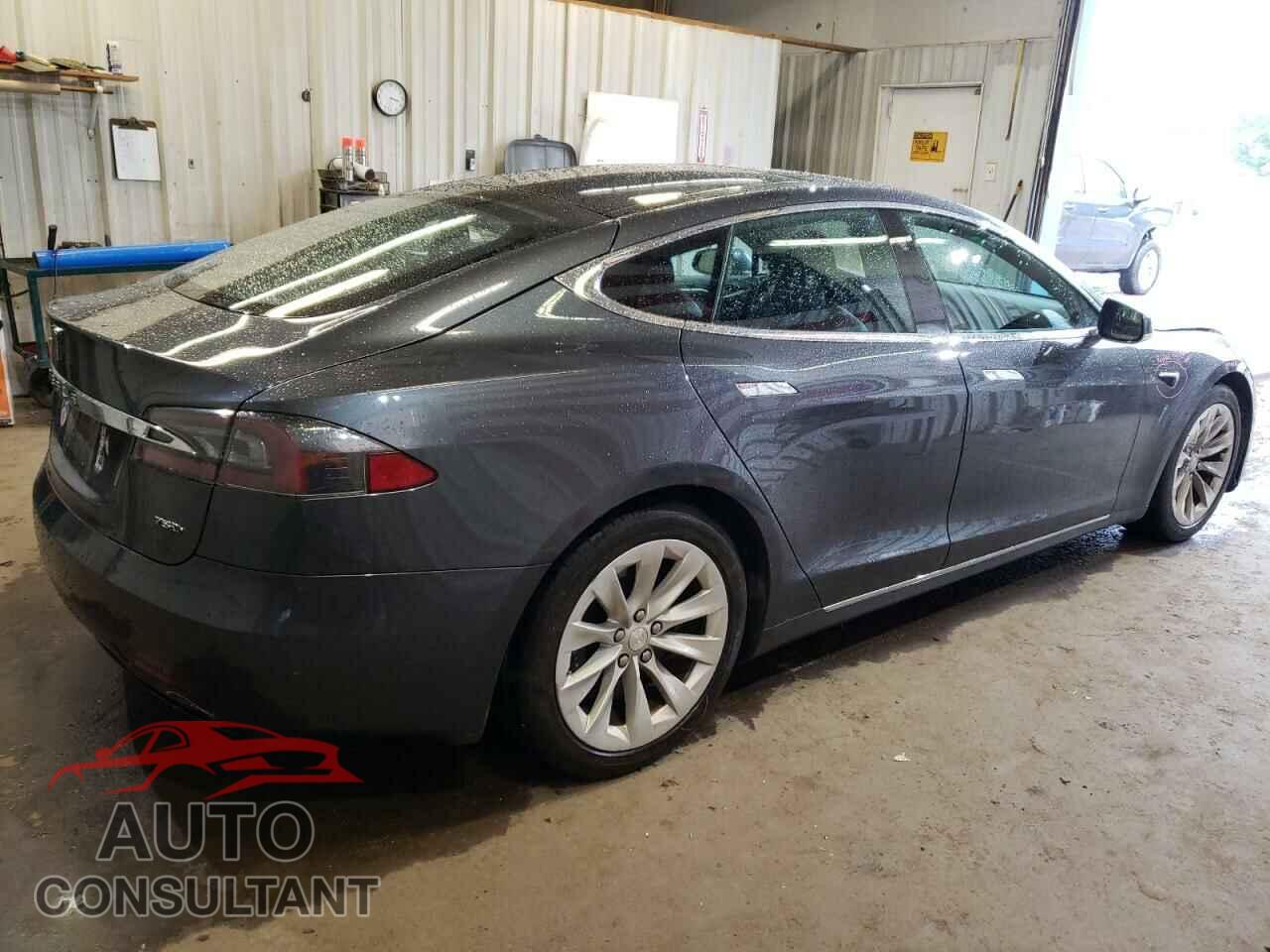 TESLA MODEL S 2017 - 5YJSA1E24HF218204